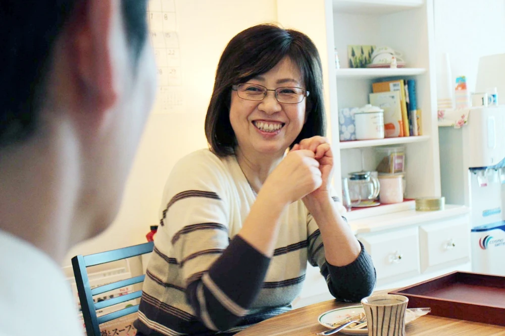 サムネイル画像 インタビューを受けるお客様の写真