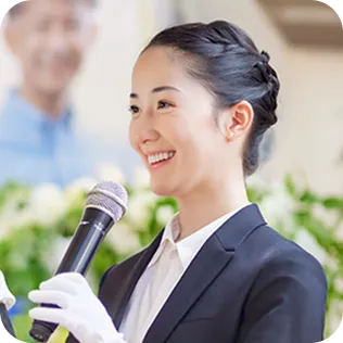 当日の司会進行の写真