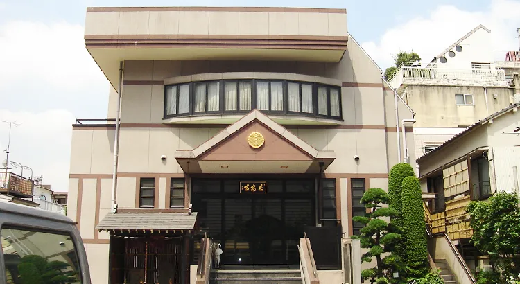 長安寺斎場の画像