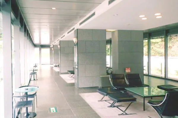 藤沢聖苑のロビー