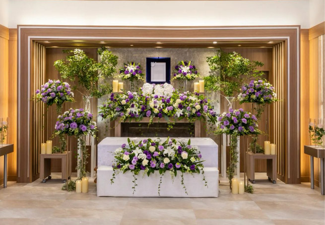 桐ヶ谷斎場の式場：雪