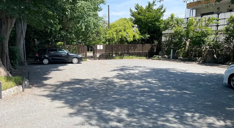 妙正寺の駐車場