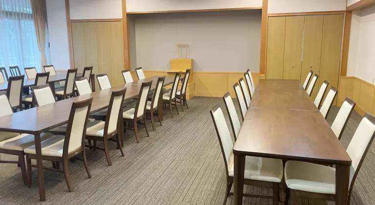 なぎさ会館の会食場
