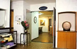 宗仲寺ホール摩耶のロビー写真