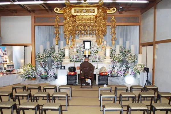 善能寺 大日堂の式場