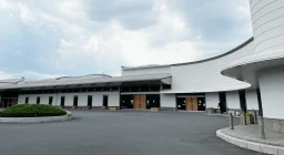 上尾伊奈斎場 つつじ苑の写真