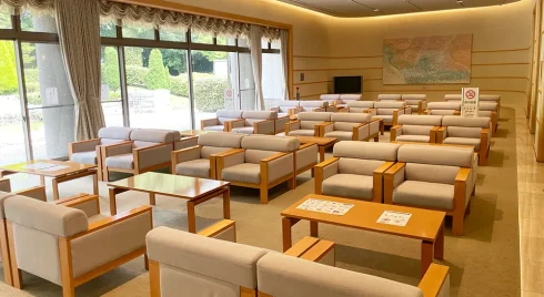 上尾伊奈斎場 つつじ苑のロビー写真