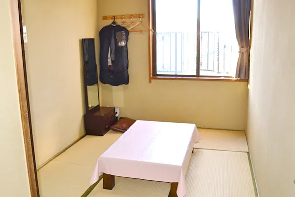 舟渡斎場の控室