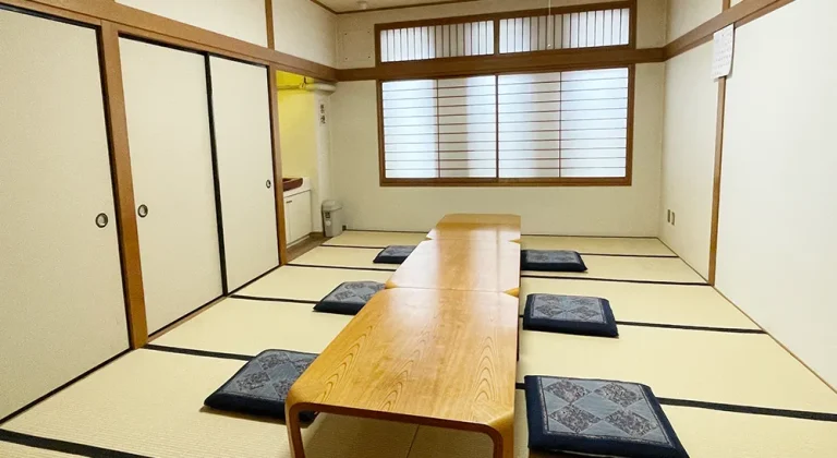 市川市斎場の控室