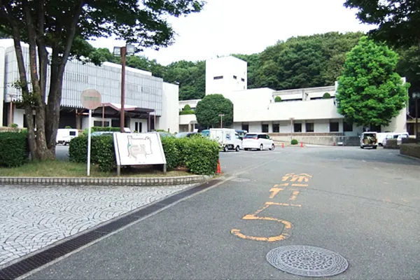 かわさき北部斎苑の駐車場