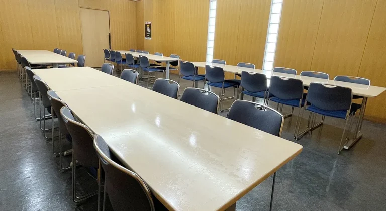 越谷市斎場の会食場