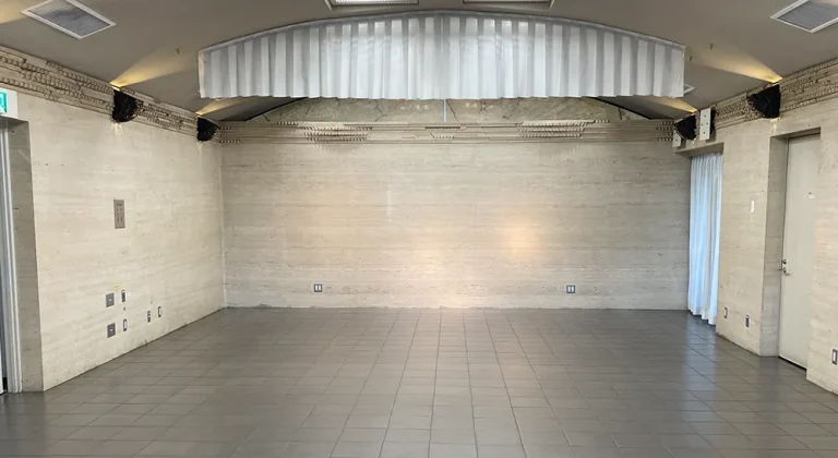 区民斎場 みどり会館の式場