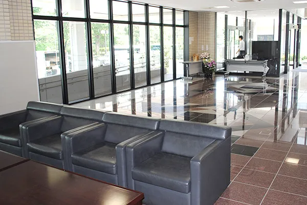 南多摩斎場のロビー