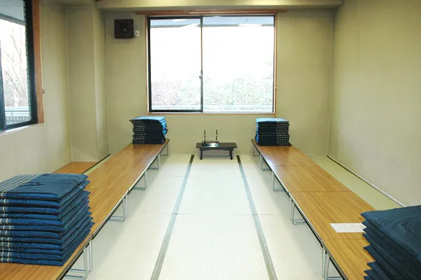 南多摩斎場の控室（和室）