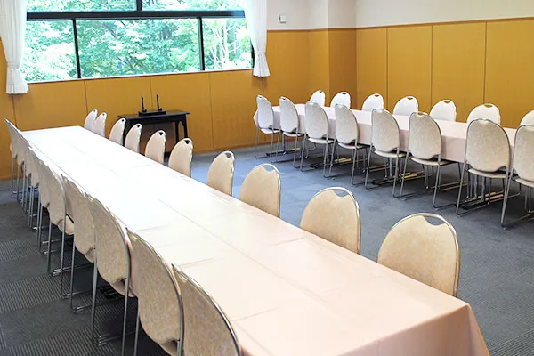 南多摩斎場の控室（洋室）