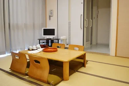 八王子市 楢原斎場の控室写真