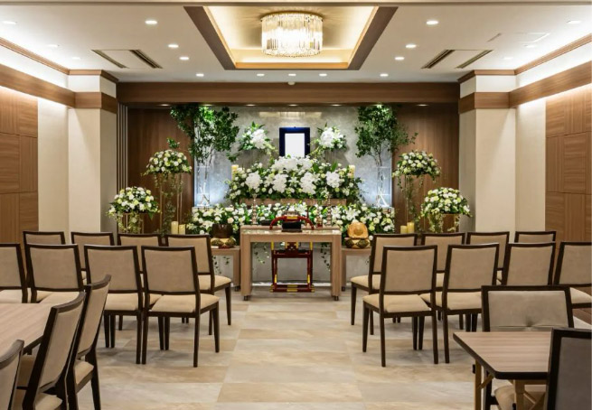 落合斎場の式場：旅