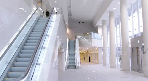 臨海斎場のロビー写真