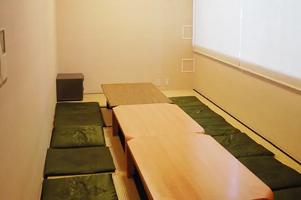 埼葛斎場の控室