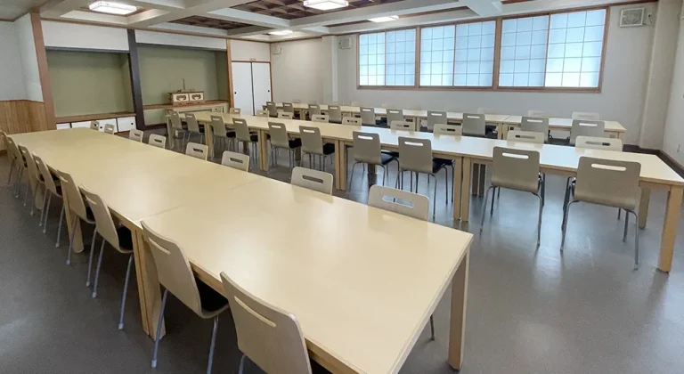 三寶寺 寶亀閣斎場の会食場