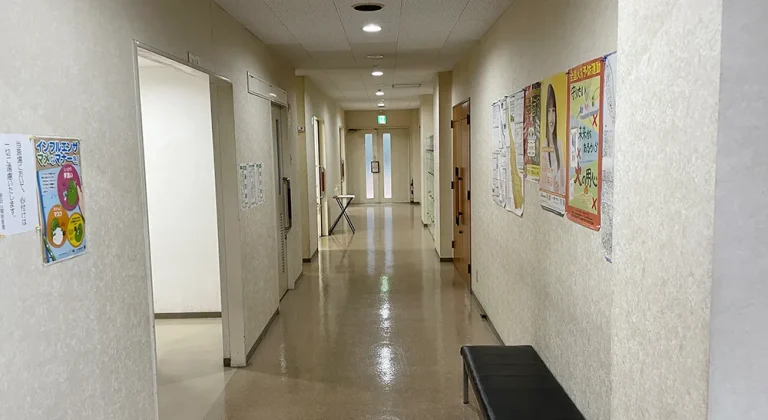 関宿斎場の廊下