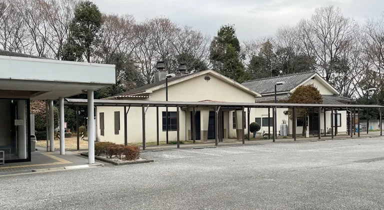 関宿斎場の外観2