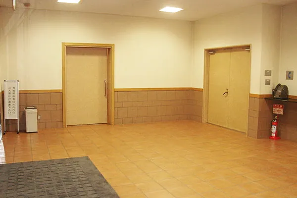 徳雲会館のロビー