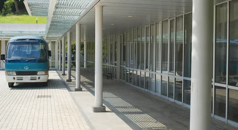 山桑メモリアルホールの外観写真