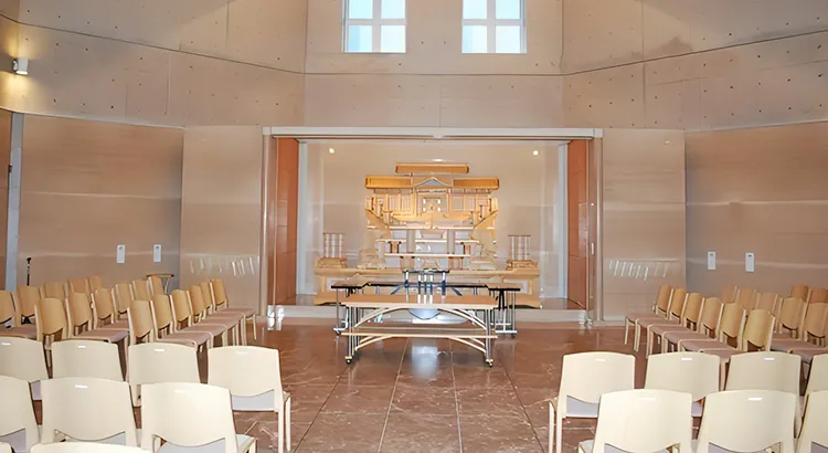 山桑メモリアルホールの式場