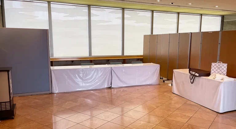 大和斎場のロビー