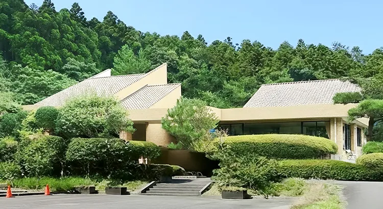 長狭地区火葬場の外観