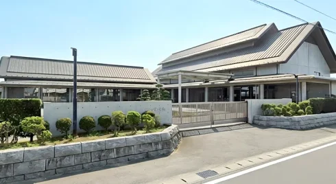 おみがわ聖苑の外観写真