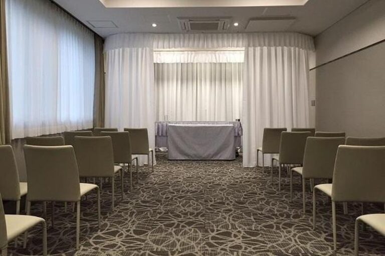 能勢町営斎場の式場