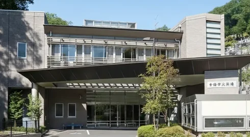 青梅市火葬場の外観写真