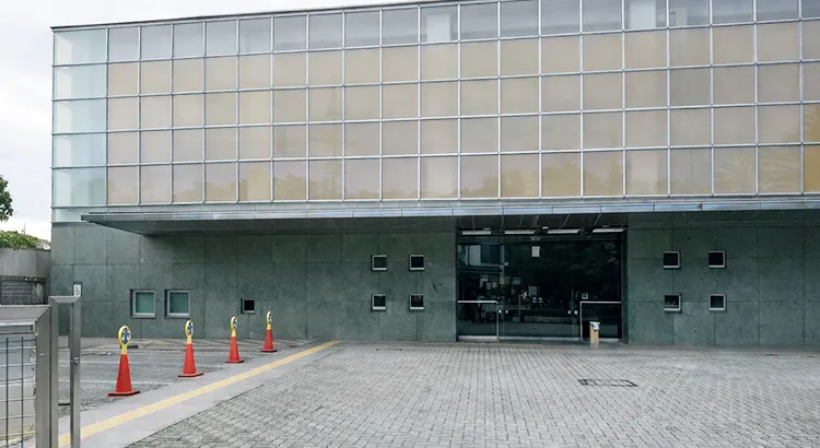 立川聖苑の外観