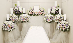 ご葬儀事例 「旅立ちにカトレアを添えて」