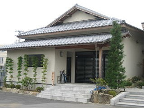 源心寺会館の外観写真