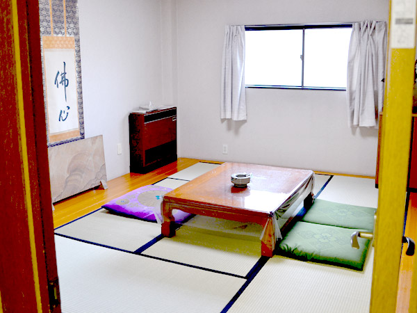 家族葬ホール リアマーレやちまたの導師控室