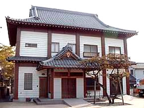 徳性寺 観音堂ホールの外観写真