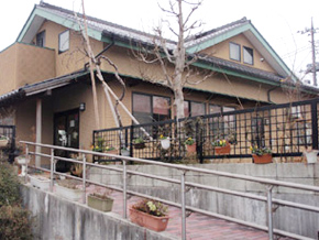 槻の城山霊園 玄鳳殿の外観写真