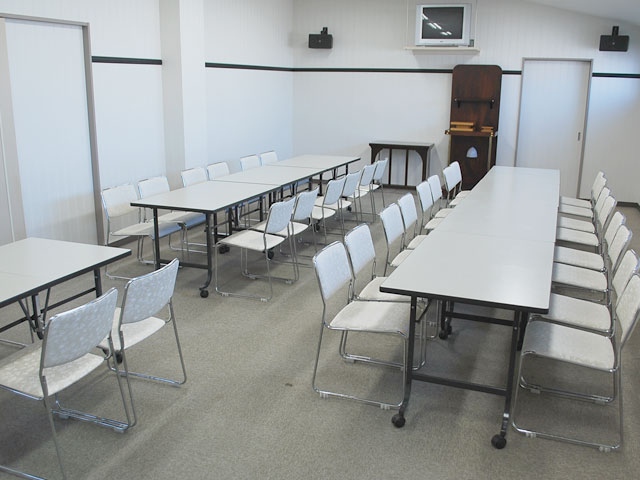 坂戸法要殿の会食場