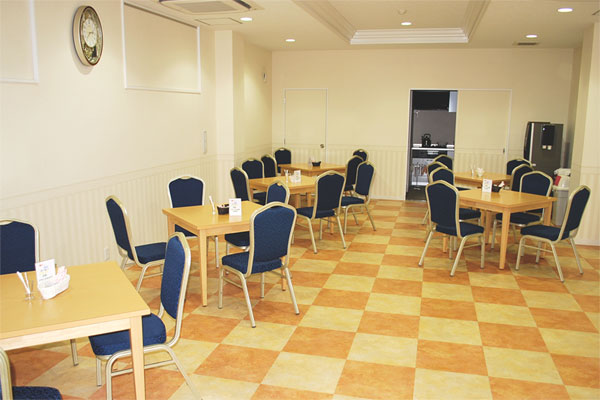 グラーテス白蓮の会食場2