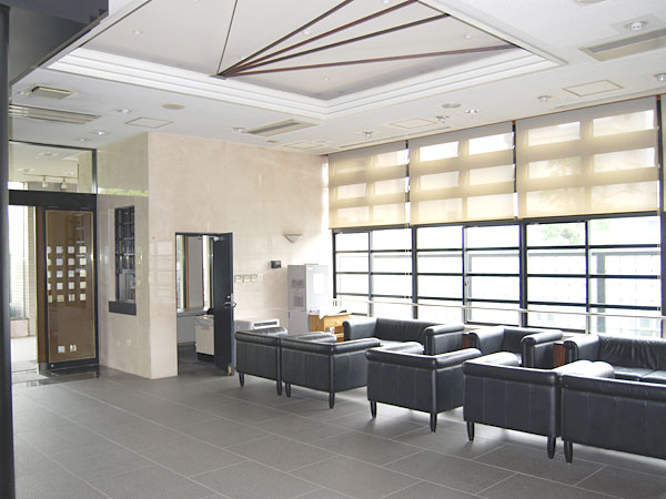 寂円寺のロビー