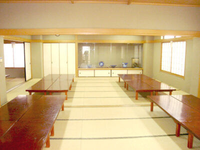 興善寺会館の会食場写真