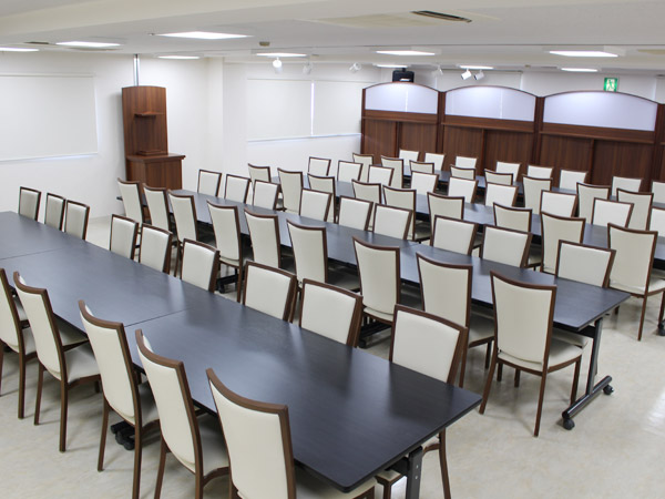 京王メモリアル調布の会食場