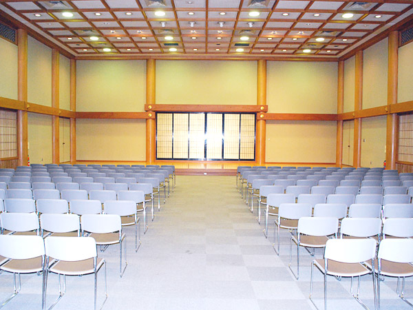 築地本願寺 第二伝道会館の大式場