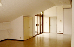 燈明寺 明聖会館の式場前写真