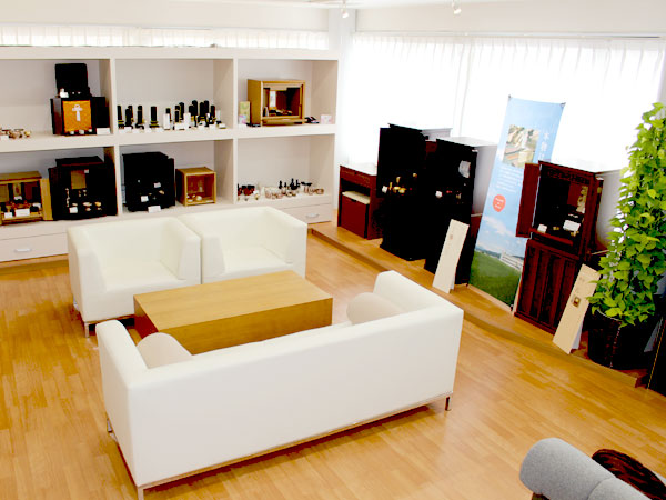 ひまわり会堂の仏壇ギャラリー