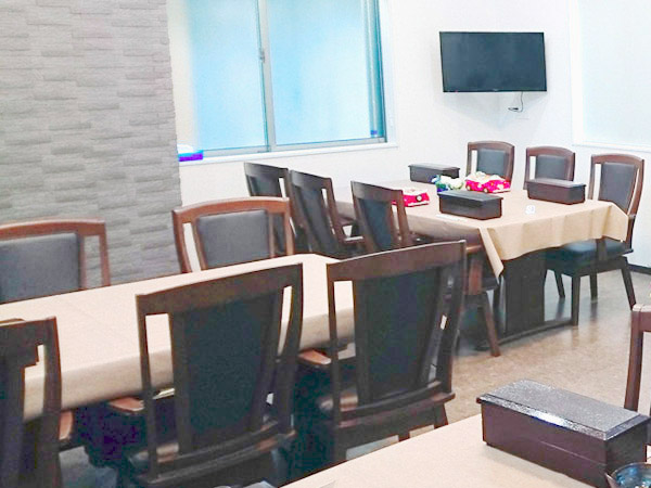 メモリーゼ金町の会食場