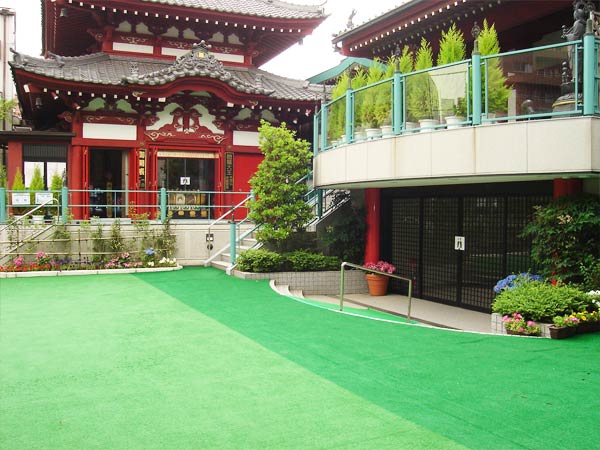 法乗院 寿宝殿の外観